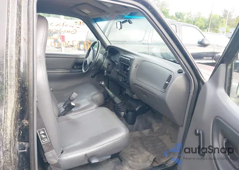 2001 Ford Ranger Xl/Xlt from USA, damaged, VIN 1FTYR10C61TA41001